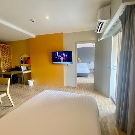 Beehive Boutique Hotel Phuket Dış mekan fotoğraf