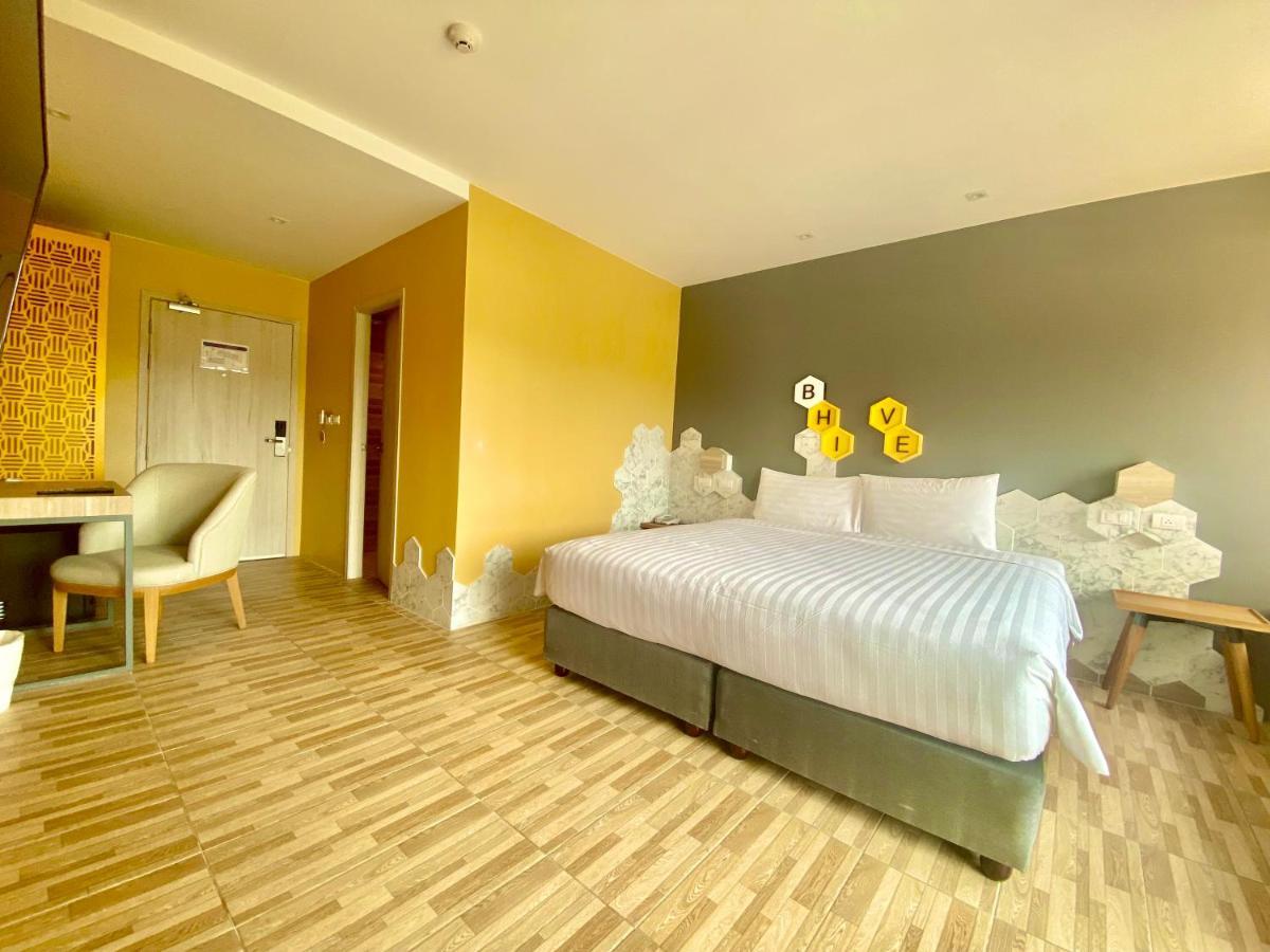 Beehive Boutique Hotel Phuket Dış mekan fotoğraf