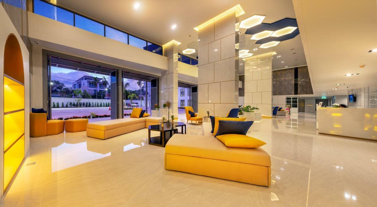 Beehive Boutique Hotel Phuket Dış mekan fotoğraf