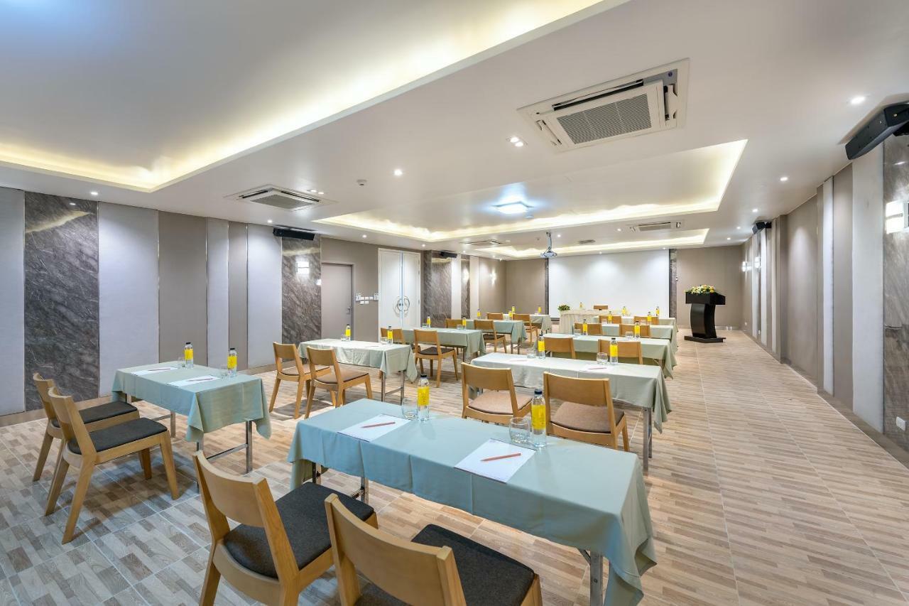 Beehive Boutique Hotel Phuket Dış mekan fotoğraf