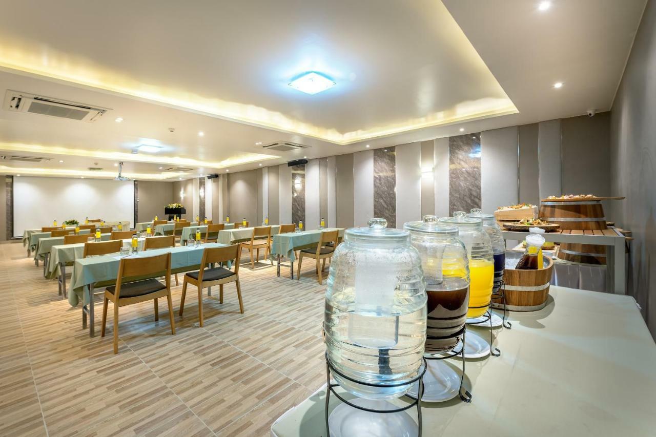 Beehive Boutique Hotel Phuket Dış mekan fotoğraf