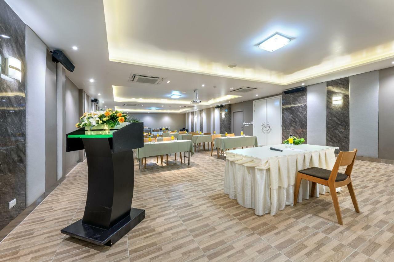 Beehive Boutique Hotel Phuket Dış mekan fotoğraf