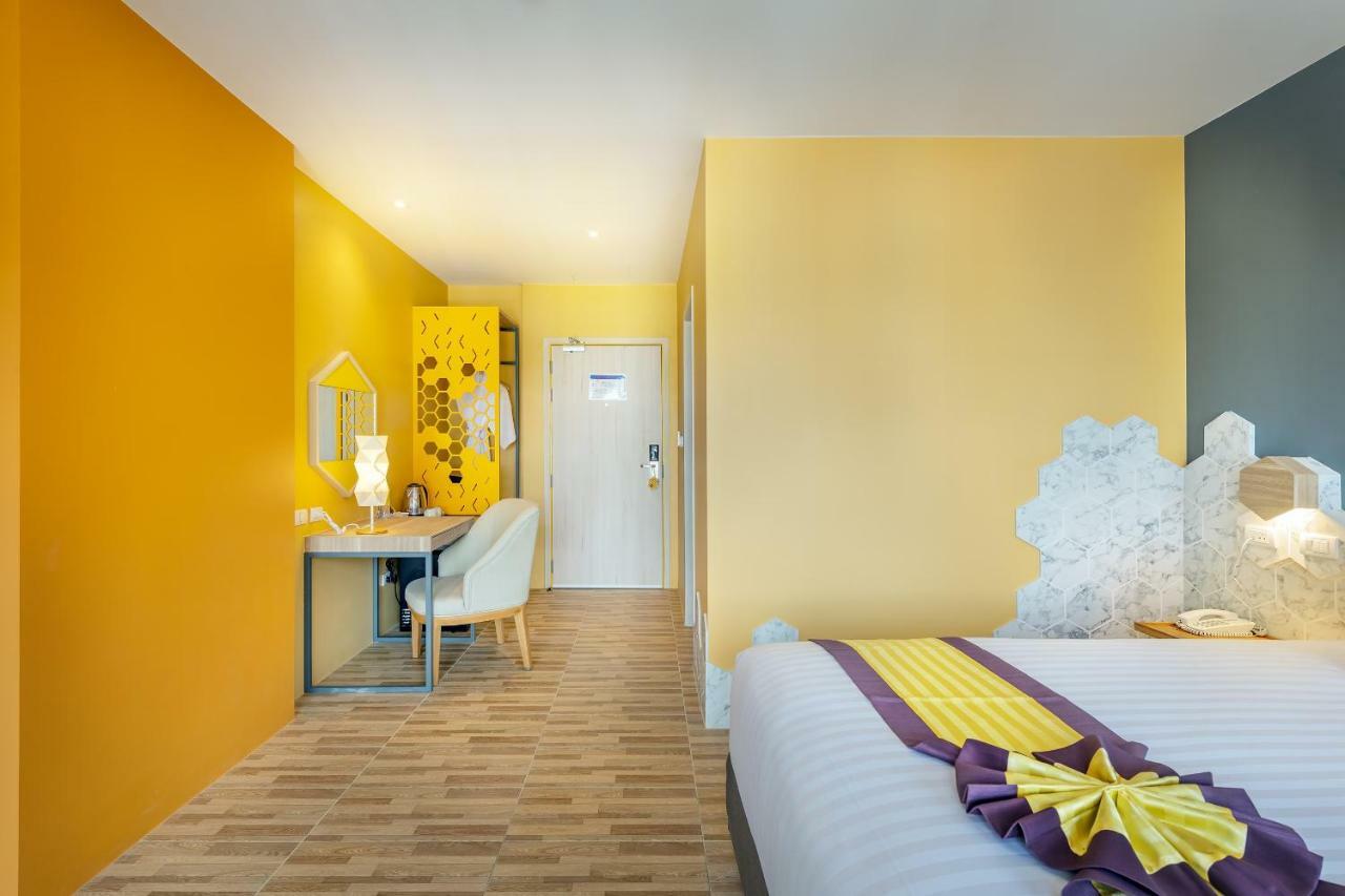 Beehive Boutique Hotel Phuket Dış mekan fotoğraf